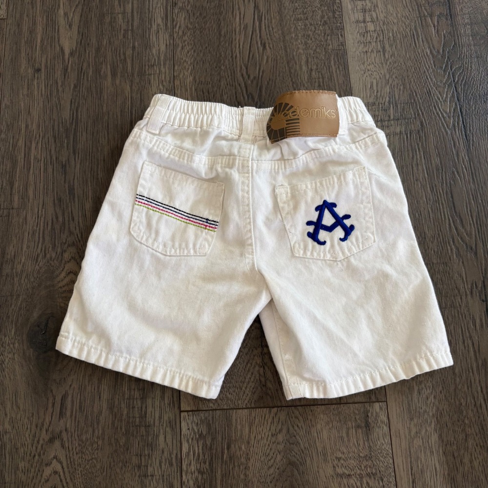 Akademiks Denim Shorts Kids 3T White Good Embroidered Logo Streetwear 2013‎